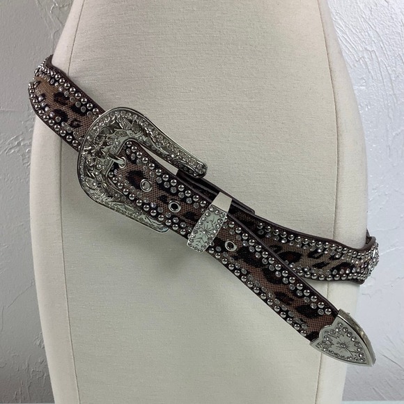 Nocona Western Bling Conchos Rhinestones and Studs Brown Belt SZ L EUC main image 5
